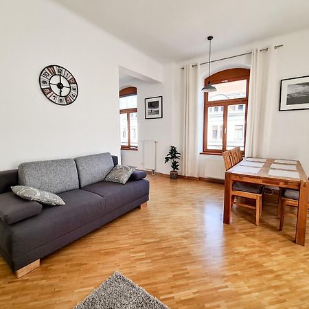 1-Raum-Wohnung Zentral Gelegen Dresda Exterior foto