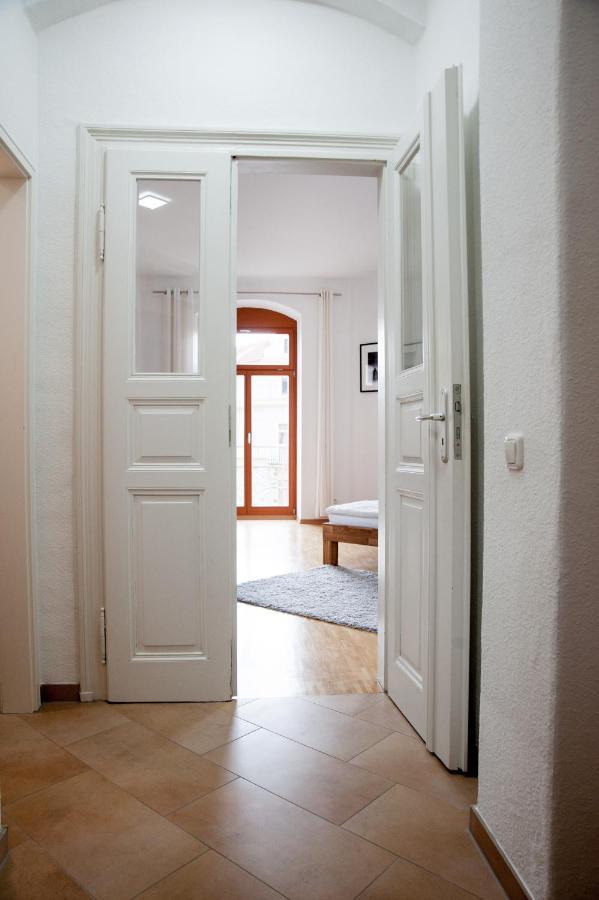 1-Raum-Wohnung Zentral Gelegen Dresda Exterior foto